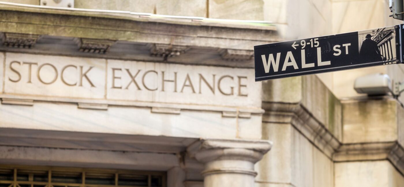 Stocks Fall as Crude Prices Soar and Bond Yields Climb